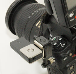 MS-MOUNT Mounts Microsync transmitter to camera or flash w screw-in PC